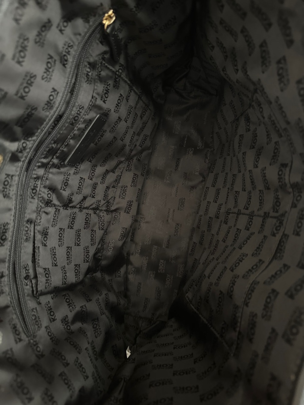 Michael Kors Jet Set Black and White Striped Tote with Gold Plaque - Picture 5 of 6